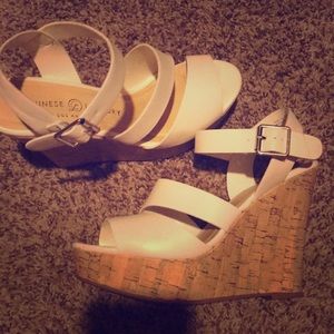 Chinese laundry white wedge